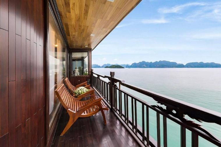 Suite Triple with Balcony - 2 ngày 1 đêm